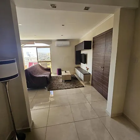 公寓 Sunny Two Bedroom In Qawra *