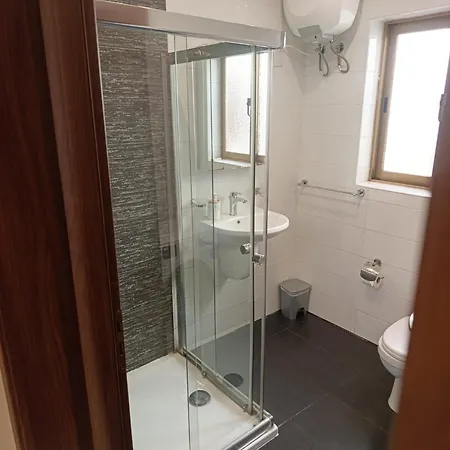 Sunny Two Bedroom In Qawra *